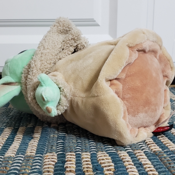 Star Wars Mandalorian Mattel Baby Yoda Plush Doll - Picture 6 of 6